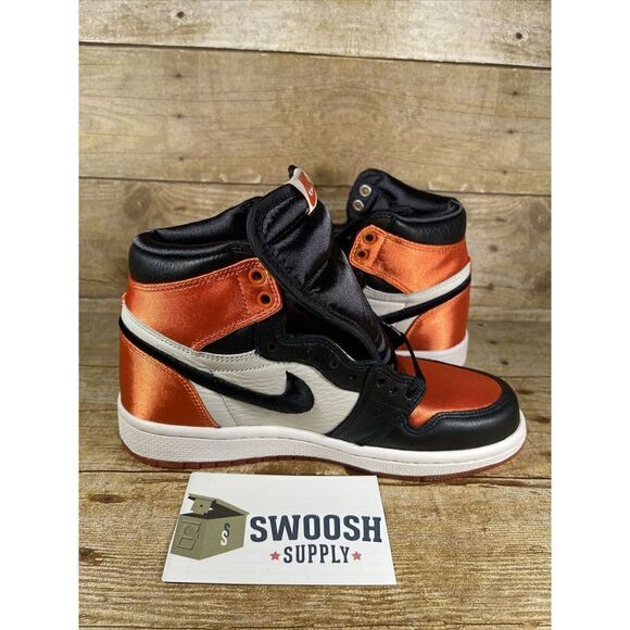 Nike Air Jordan 1 Satin Shattered Backboard Women’s Size 5 AV3725-010 New - Picture 5 of 8